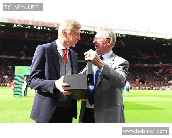 索菲亚与足球明星亲密合影展现青春活力与运动魅力的精彩瞬间 索菲亚与足球明星亲密合影展现青春活力与运动魅力的精彩瞬间