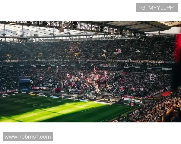 重庆足球队的速度之谜:揭开绿茵场上的快速传奇 重庆足球队的速度之谜:揭开绿茵场上的快速传奇