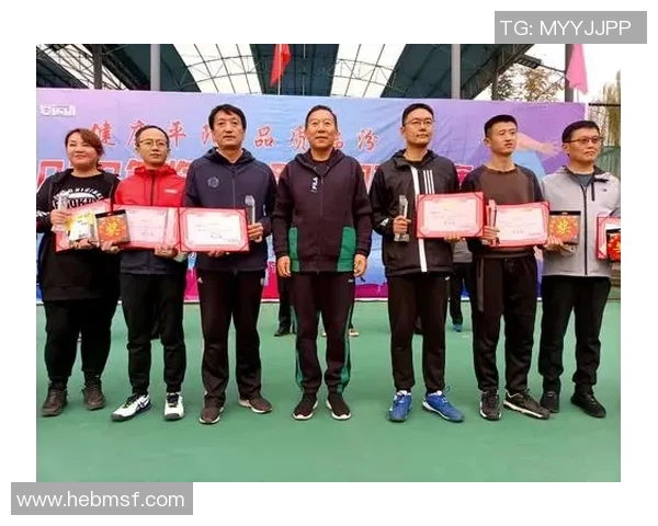 赛后分析:杭州网球队与西安网球队的战术意识与表现对比探讨 赛后分析:杭州网球队与西安网球队的战术意识与表现对比探讨