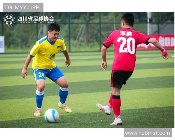 成都足球队在邀请赛中的默契配合与战术执行分析